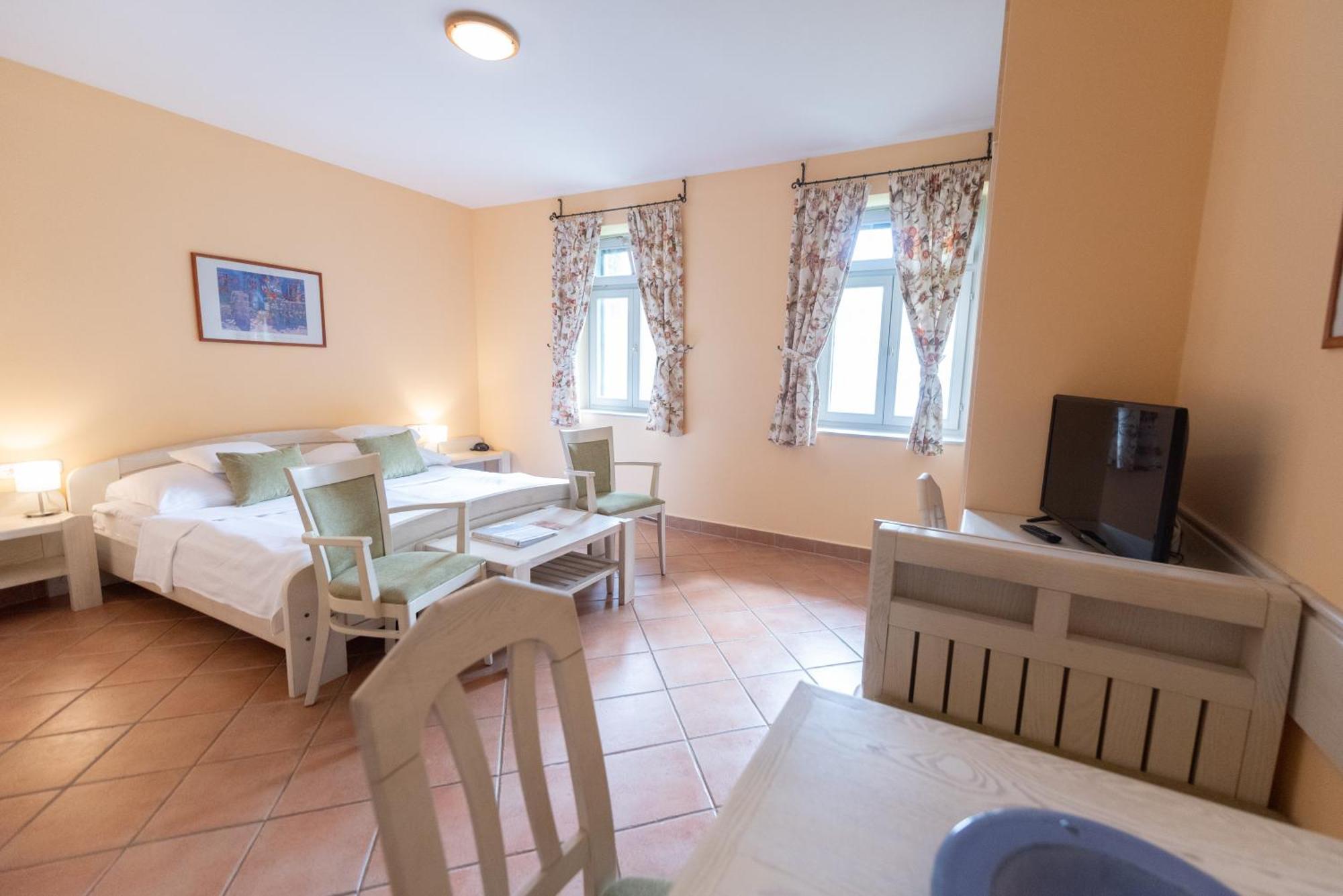 Abbazia Country Club Hotell Nemesnép Eksteriør bilde