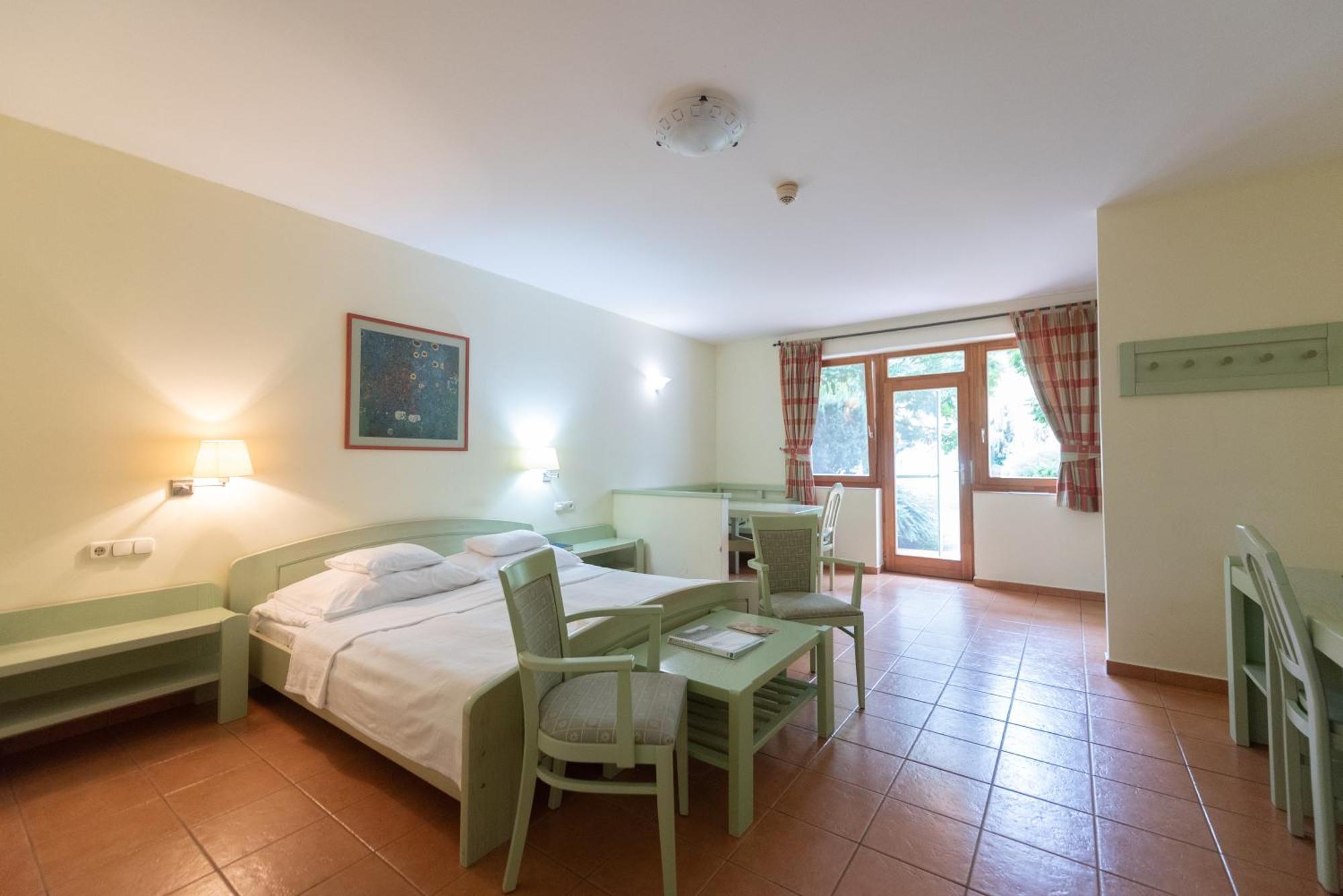 Abbazia Country Club Hotell Nemesnép Eksteriør bilde
